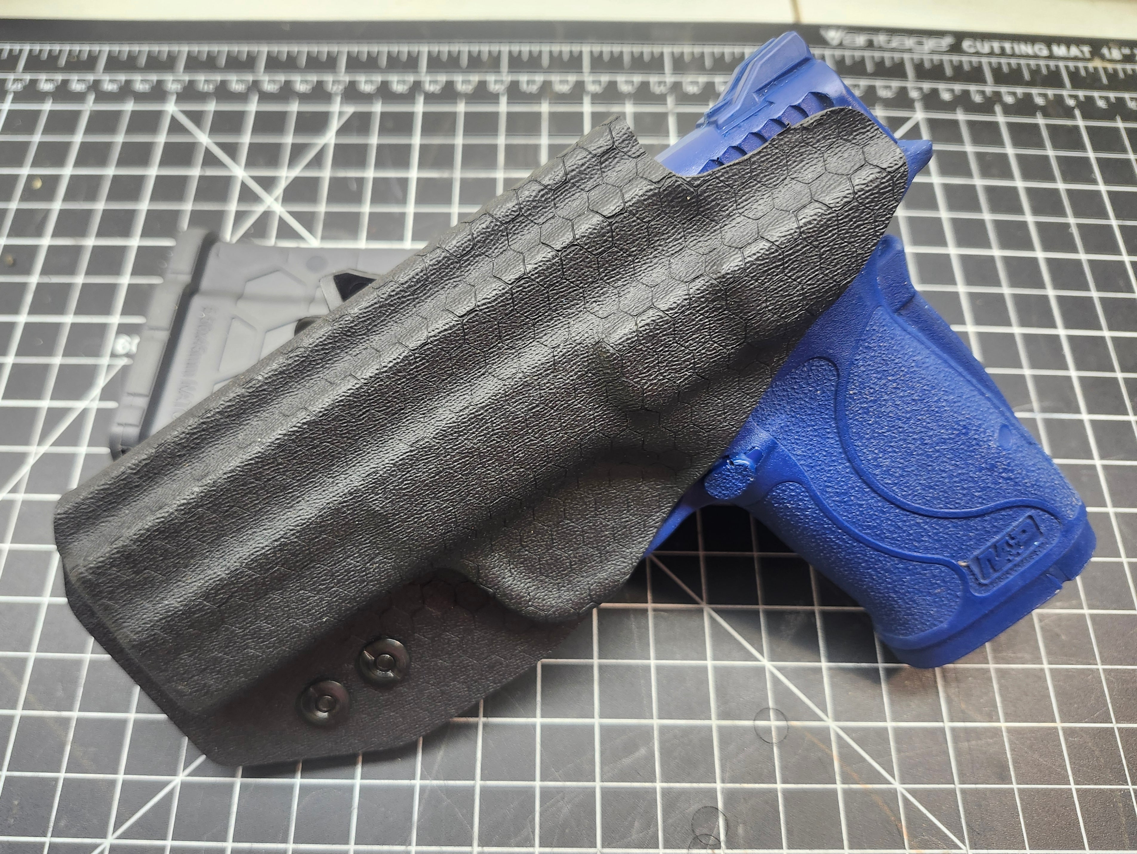 IWB Holster S&W M&P EZ380 "Black Honeycomb" Print